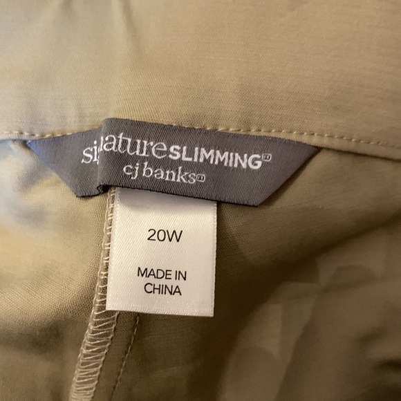 BRAND NEW, Signature Slimming ankle pant, khaki, size 20W - Picture 6 of 6